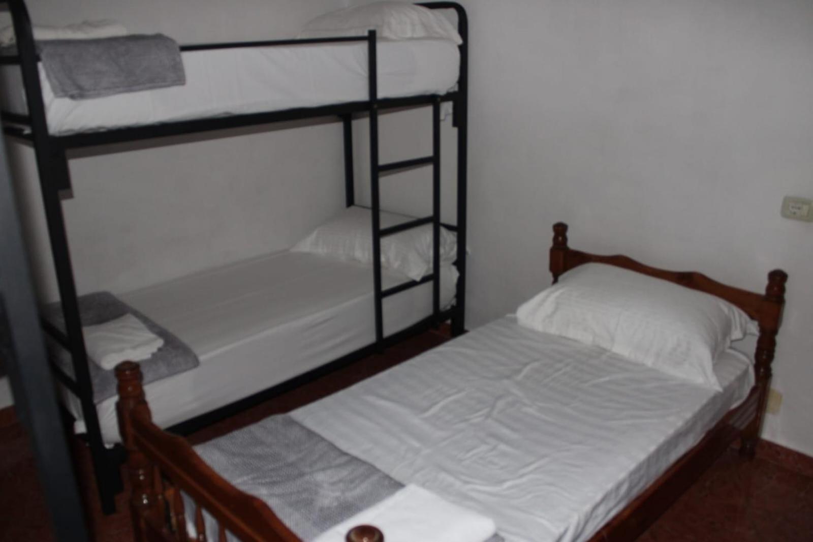 Crew Hostel Тирана Экстерьер фото